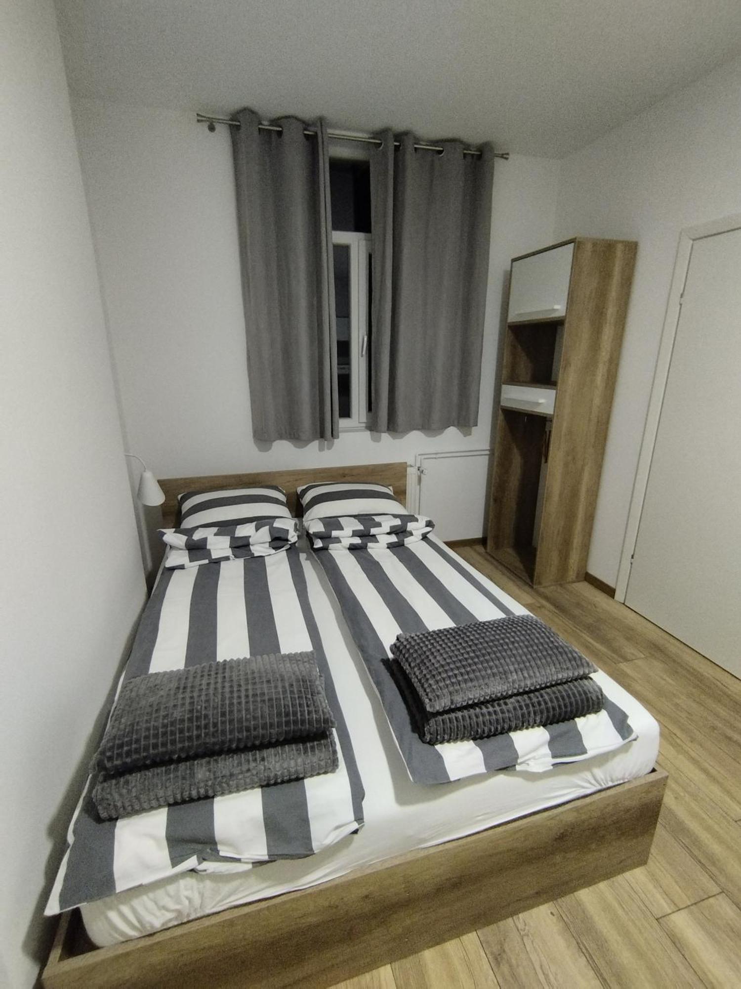 Apartmani Exit Pale Εξωτερικό φωτογραφία