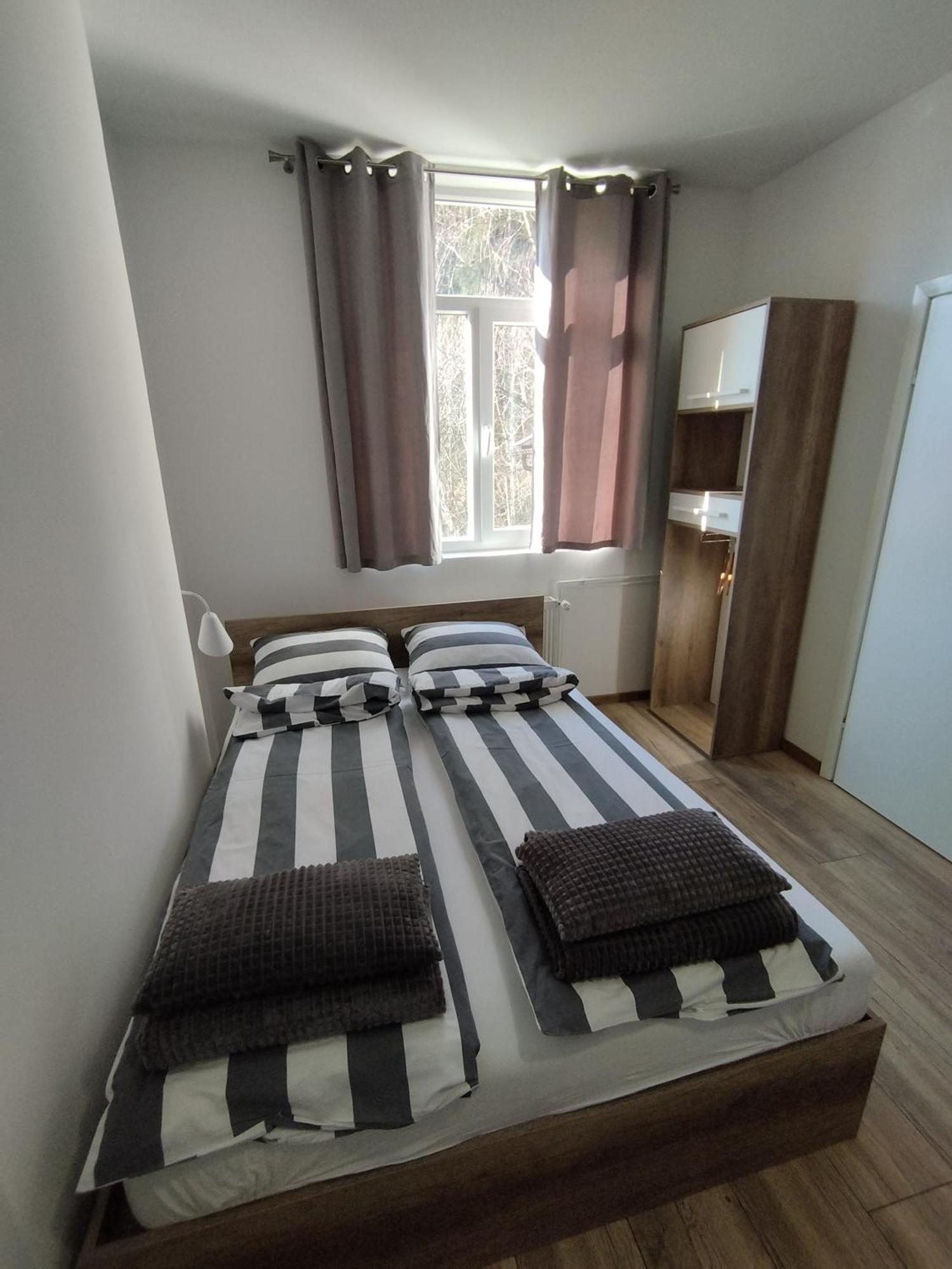Apartmani Exit Pale Εξωτερικό φωτογραφία