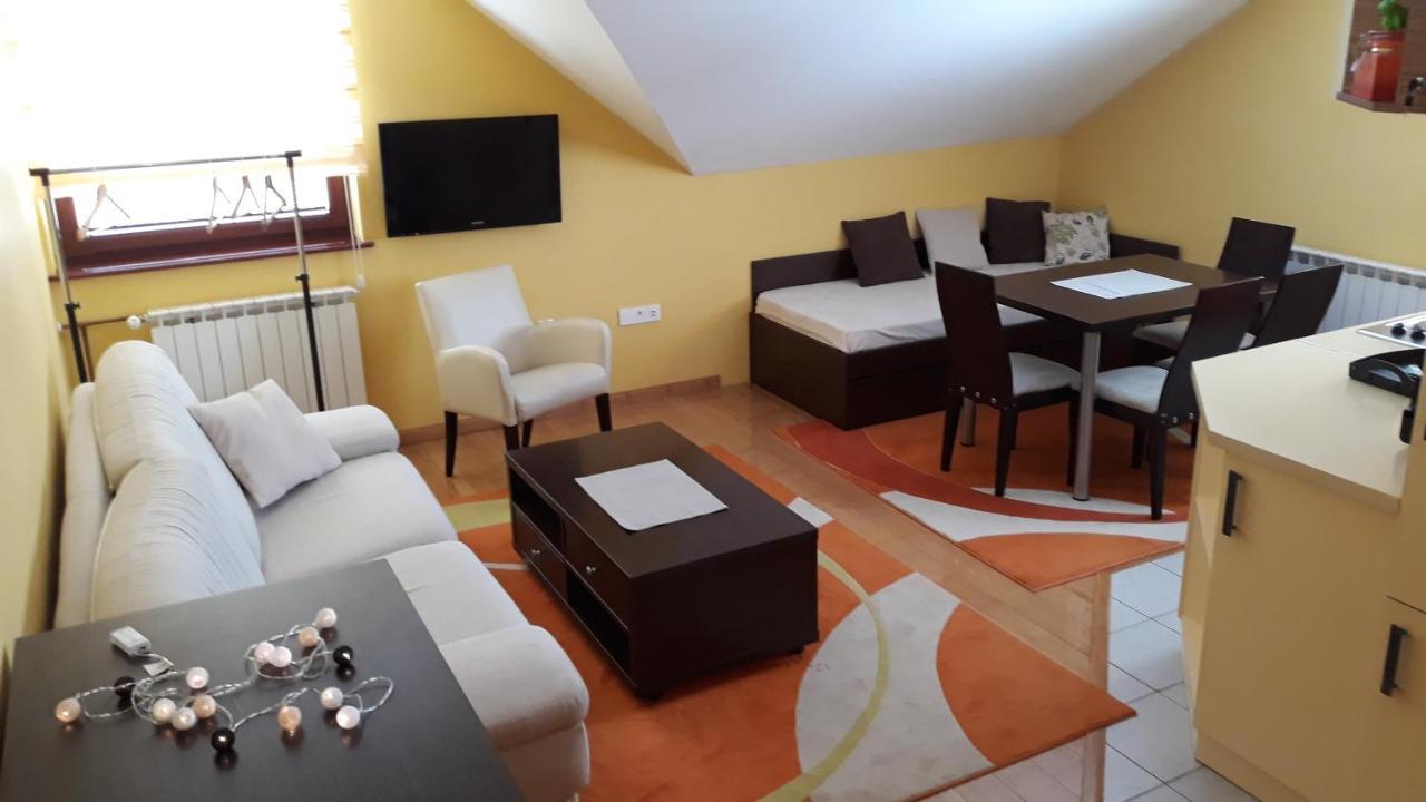 Apartmani Exit Pale Εξωτερικό φωτογραφία