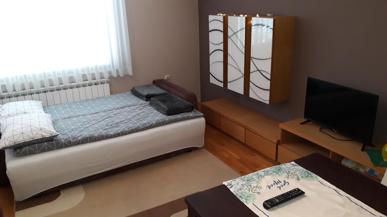 Apartmani Exit Pale Εξωτερικό φωτογραφία